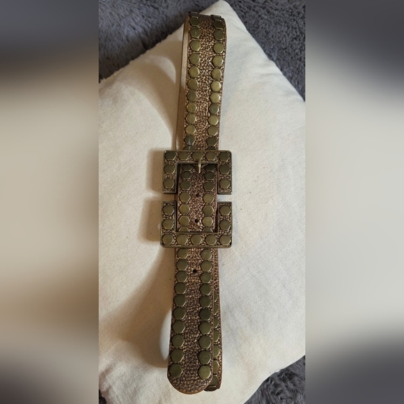 Leatherock Textured Brown Belt with Gold Buckle Medium main image 12